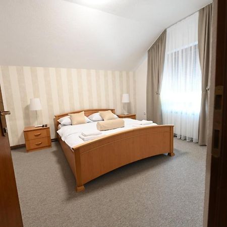 Sobe - Rooms Drvorez Banja Luka Kültér fotó