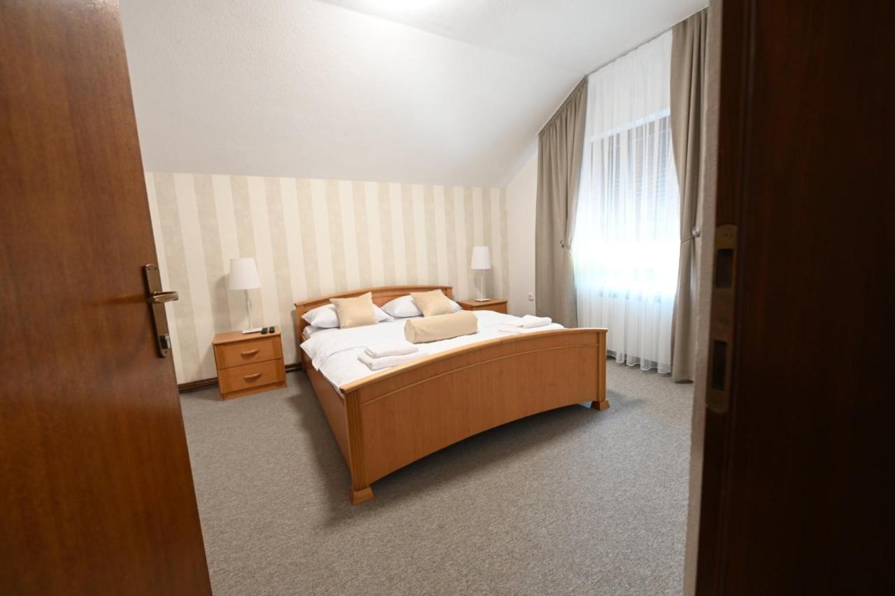 Sobe - Rooms Drvorez Banja Luka Kültér fotó